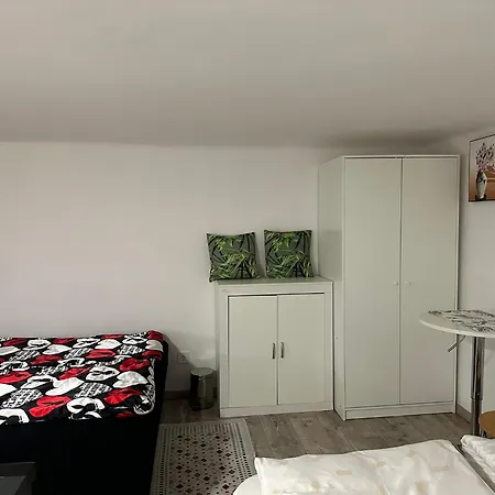 Apartament Lovely *