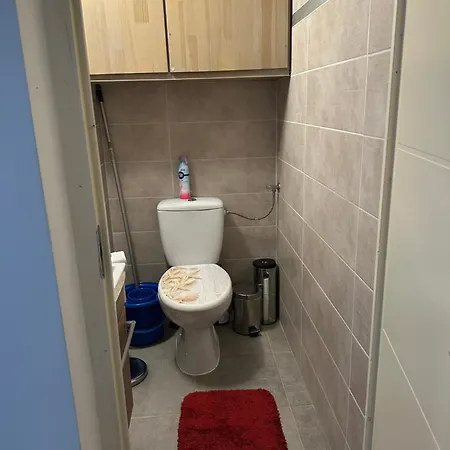 Lovely بودابست