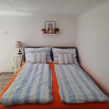Lovely Apartment *